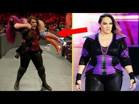 10 مصارعات wwe لن تتمنى مقابلتهن في الواقع