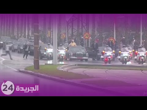 شاهد لحظة اعتراض شخص لموكب ملك المغرب وبابا الفاتيكان