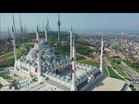 افتتاح أكبر مسجد في تركيا بحضور أردوغان